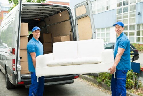 Removal company assisting with house move in Manorhouse