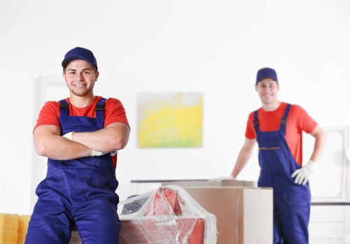 Checklist preparation for furniture removals in Manorhouse
