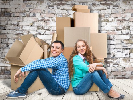 Storage and relocation support for commercial moves in Manorhouse