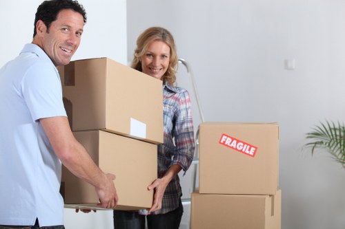 Professional removal van service in Manorhouse for safe item transport